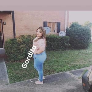 Meet your Posher, Angelita